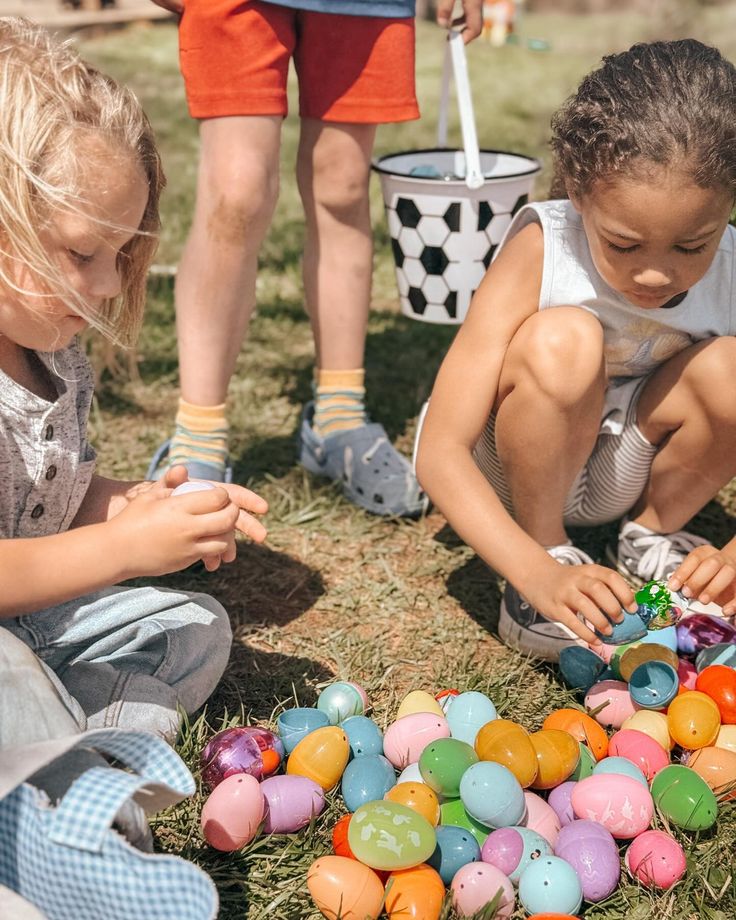 Easter Weekend 2024 We have Lilly this week for her Spring Break so as much as there are little people fights there’s also big love around here. Saturday we went to Wild Wing Farm to celebrate with the 1st/2nd/3rd relatives on the Ilderton side. The kids had fun with the piñata and Easter Egg Hunt. Right after that our neighbors had a cookout with their family and friends so it was a full day of fun. Sunday we had our 2nd annual neighborhood Easter Egg Hunt. The kids played all day in an... Easter Hunt, Family Easter, Easter Weekend, Easter Egg Hunt, Egg Hunt, Big Love, Little People, Easter Egg, Spring Break