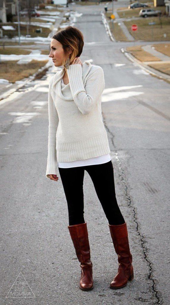 tall-boots-long-legs Black Knit Pants, Looks Country, Tall Brown Boots, Winter Mode, Boating Outfit, Office Outfit, Wardrobe Update, Outfit Trends, Long Sweater