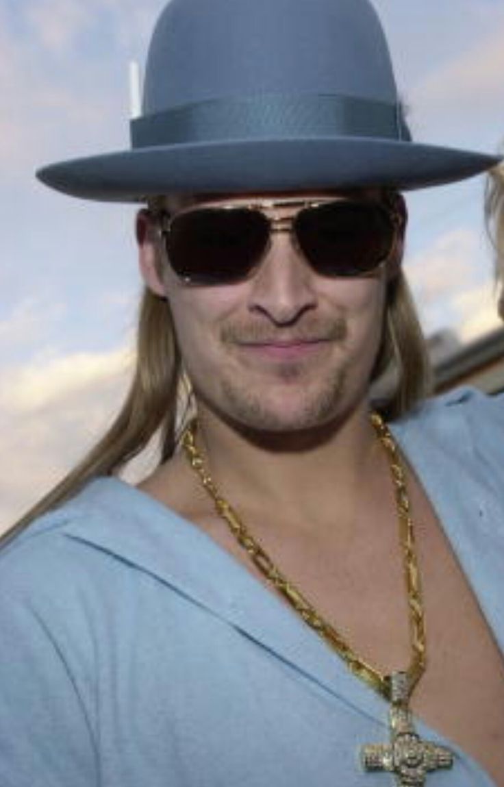 Kid Rock Video, Kid Rock Musician, Kid Rock, Square Sunglasses Men, Square Sunglasses, Square Sunglass, Mens Sunglasses, Sunglasses, Hats