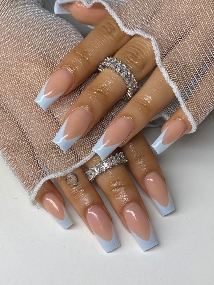 Acrylic Nails Light Blue, Baby Blue Acrylic Nails, Blue Prom Nails, Blue And White Nails, Blue Coffin Nails, Baby Blue Nails, Nagellack Trends, Blue Acrylic Nails, French Tip Acrylic Nails