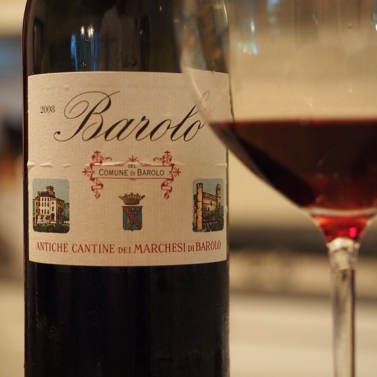 Barolo Wine, Party Drinks, Wine Country, Red Wine, Food Drinks, Alcoholic Drinks, Wine Bottle, Men's Fashion, Wine