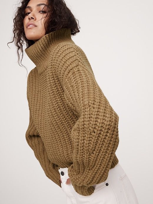 Italian Merino-Blend Cropped Sweater | Banana Republic Heavy Knit Sweater, Mockneck Sweater, Camel Sweaters, Heavy Knit, Halle Berry, Chunky Knits Sweater, Mock Neck Sweater, Outerwear Sweater, Funnel Neck