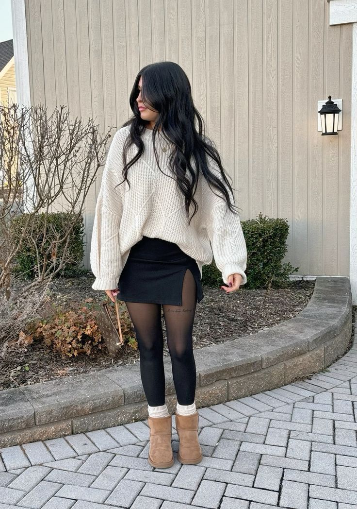 Fall Fashion Uggs, Fall Outfits Ideas 2024, Ugg Boots Fall Outfits, Fall Outfit Skirt And Sweater, Black Skirt Uggs Outfit, Autumn Outfits With Uggs, Skirt Outfit Uggs, Black Tights Fall Outfit, Fall Outfit With Tights