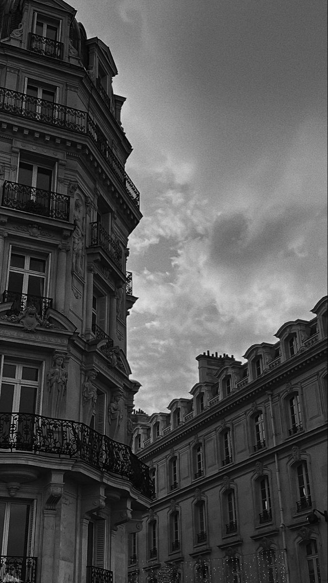 a black and white photo of an old building