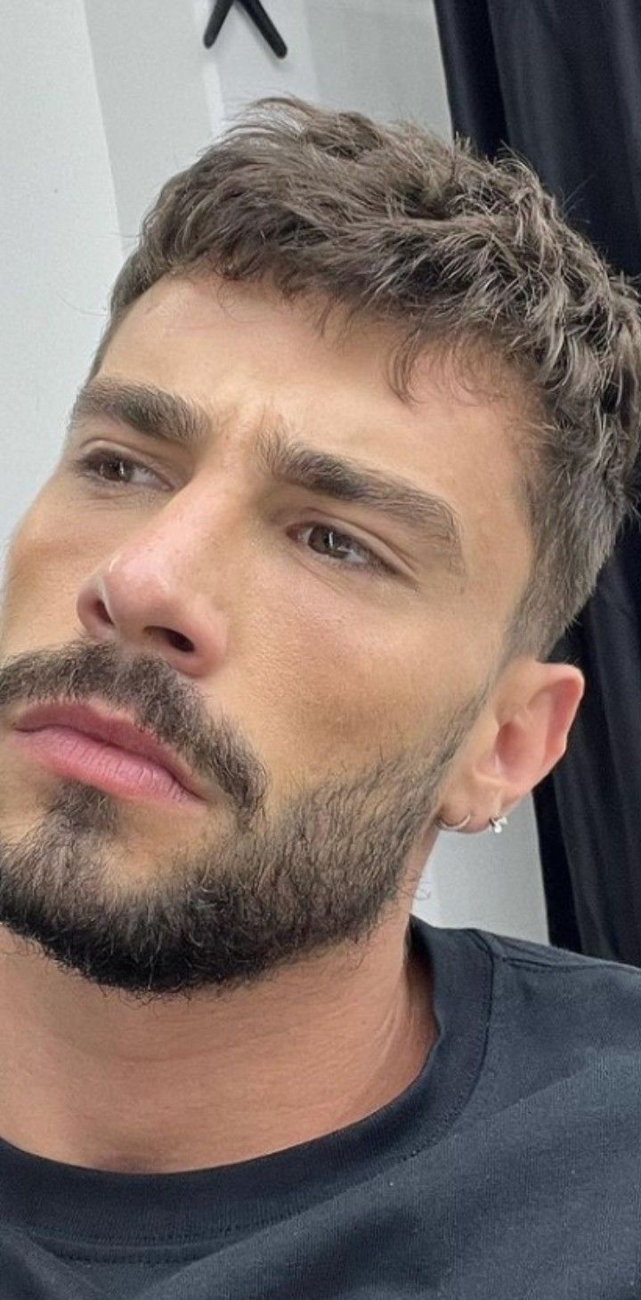 Best Haircut With Beard, Curtain Haircuts Men, Short Hair Men Fringe, Shaved Mens Hairstyles, Textured Caesar Haircut, Buzz Cut With Mustache, Men's Haircuts Medium, Shorthair Haircut Men, Men's Caesar Haircut