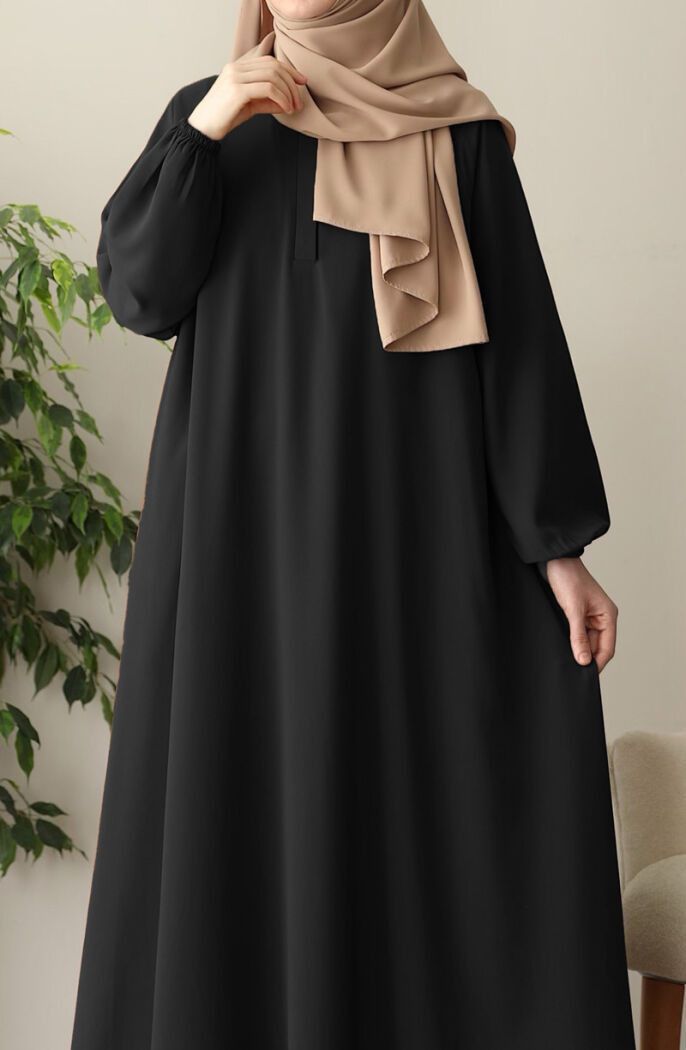 Simple Burkha Designs, Black Abaya Designs Simple, Abaya Fashion Black, Simple Abaya Designs, Black Abaya Designs, Simple Abaya, Fashion Abaya, Moslem Fashion, Abaya Design