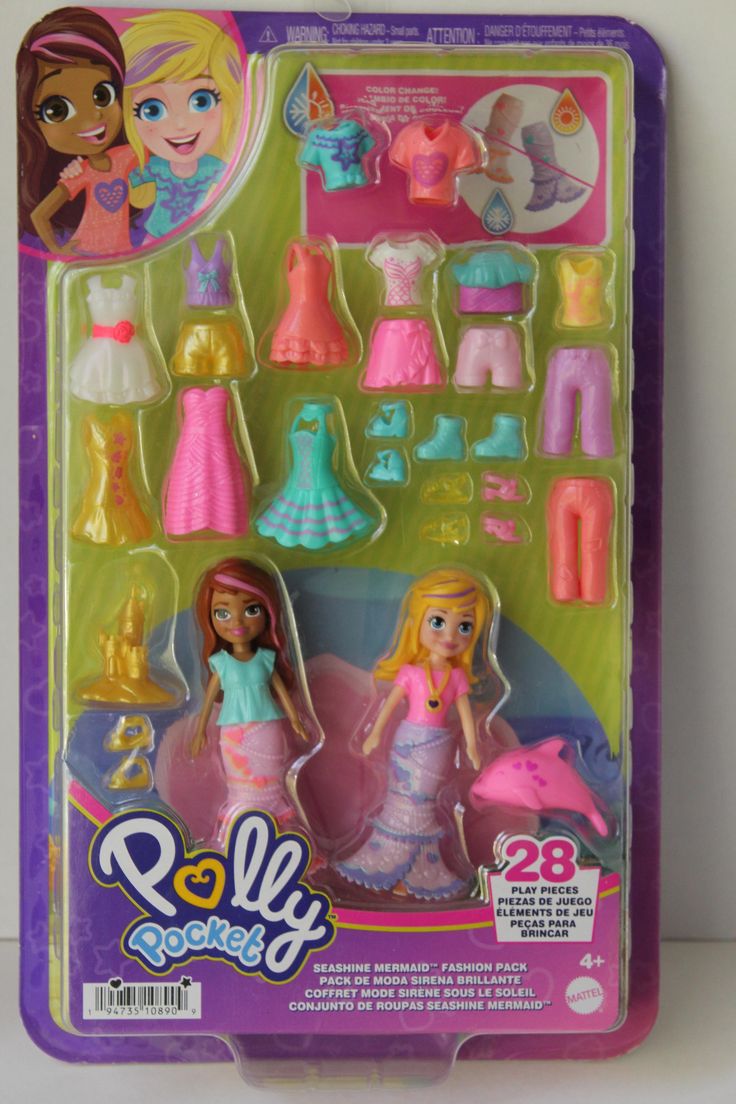 the doll playset is in its packaging