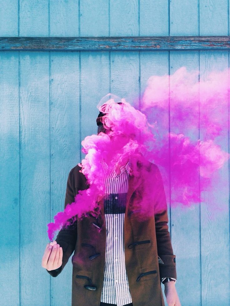 ."You're beautiful" He said softly. His voice was gentle and genuine. The words surrounded her, a soft wispy cloud of pink smoke. Rauch Fotografie, Power Colors, Foto Art, Foto Inspiration, 인물 사진, Fotografi Potret, Photography Inspo, Picture Perfect, Photo Inspiration