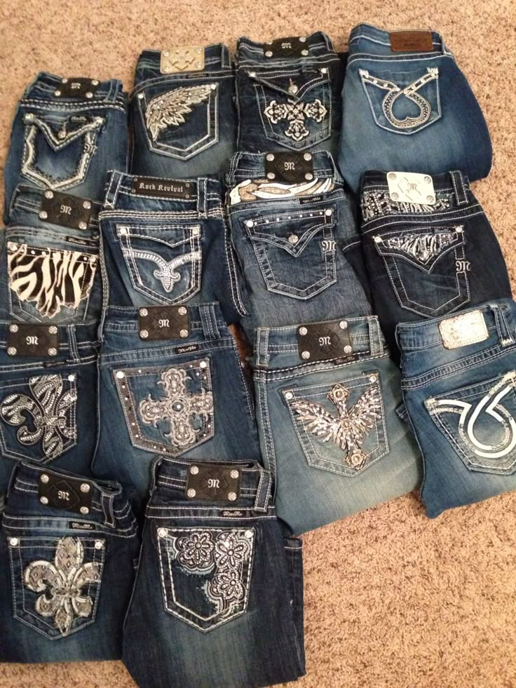 Miss me 😍 Y2k Miss Me Jeans, Miss Me Jeans Outfit Mexican, Missme Jeans Outfits, Miss Me Jeans Outfit Y2k, Miss Me Jeans Outfit Ideas, Mexican Pants, Miss Me Jeans Outfit, Latina Clothes, Missme Jeans