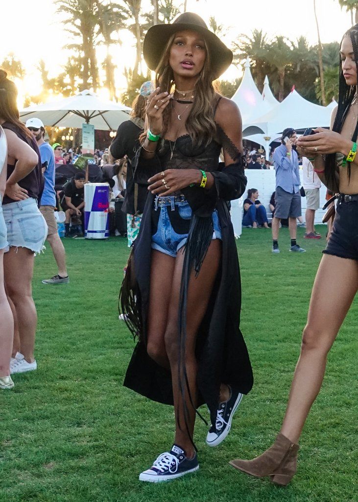 Look Da Festival, Mode Coachella, Bonnaroo Outfits, Coachella Inspired Outfits, Moda Coachella, Best Coachella Outfits, Rock Festival Outfit, Cochella Outfits, Coachella Outfits