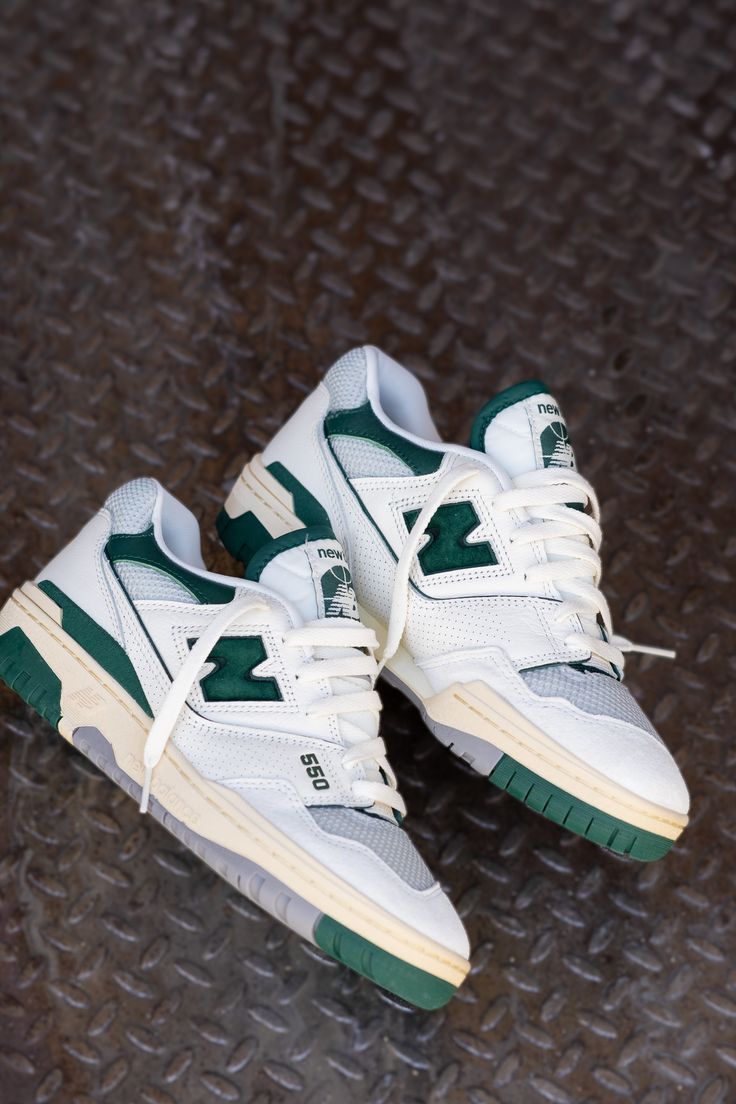 Green New Balance 550 Outfit Men, Mens Shoes 2024 Trends, New Balance Shoes Aesthetic, Mens New Balance 550, Trendy Shoes For Men, New Balance 550 White Green, Fye Shoes, Green Shoes Outfit, Christian Shoes