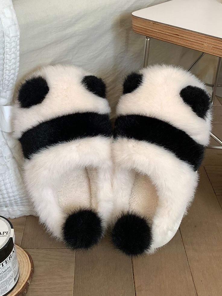 Winter Indoor Slip-on Slippers, Warm Indoor Slippers With Round Toe, Fluffy Round Toe Winter Slippers, Fluffy White Slip-on Slippers, White Fluffy Slippers With Round Toe, Winter Slippers With Flat Heel, Soft Flat Slippers For Winter, Non-slip Closed Toe Winter Slippers, Non-slip Closed Toe Slippers For Winter