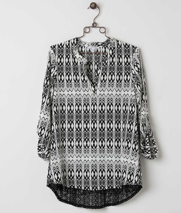 Moa Moa Printed Top - Women's Tops | Buckle Womens Printed Tops, Moa Moa, Women Shirts Blouse, Top For Women, Women's Shirts, Shirts For Women, Lace Tops, Shirts Blouses, Women's Tops