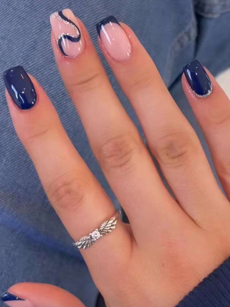 Nail Art Square Nails, Hawaii Nails, Unghie Sfumate, Navy Blue Nails, Simple Gel Nails, Casual Nails, Colorful Nails, Nails Aesthetic, Cute Gel Nails