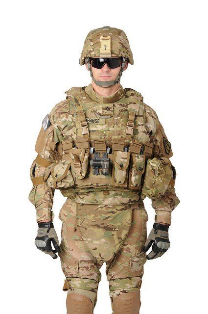 (Alek Skarlatos)- OCP uniform Us Marines Uniform, Marines Uniform, Us Army Uniforms, Tactical Uniforms, Army Gears, Tank Armor, Tactical Gear Loadout, Royal Marines, Army Uniform