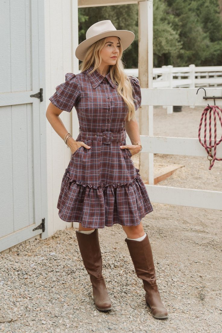 Ivy City Co, City Woman, Nursing Friendly, Autumn Clothes, Fall Dress, Formal Dresses For Women, Family Outfits, Knee Length Skirt, Plaid Dress