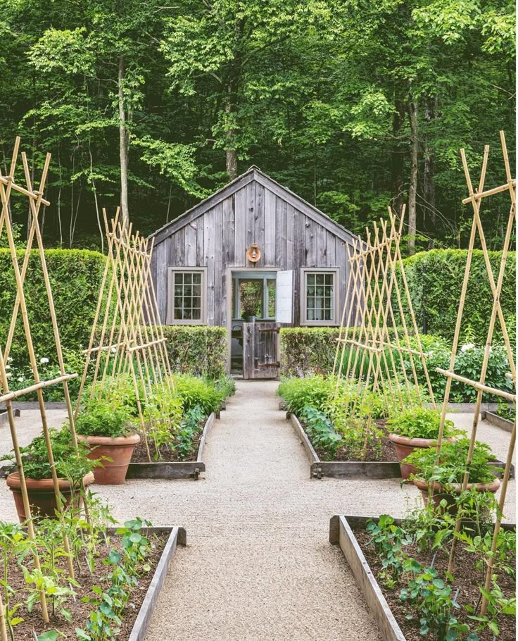 Isn’t this veggie garden heaven?... a @deborah_nevins designed garden and the potting shed by Gil Schafer.. as seen in @verandamagazine… Vegetable Garden Layout Design, Kitchen Gardens, Garden Layout Vegetable, Small Vegetable Gardens, Potager Garden, Backyard Vegetable Gardens, Garden Design Layout, Veg Garden, Have Inspiration