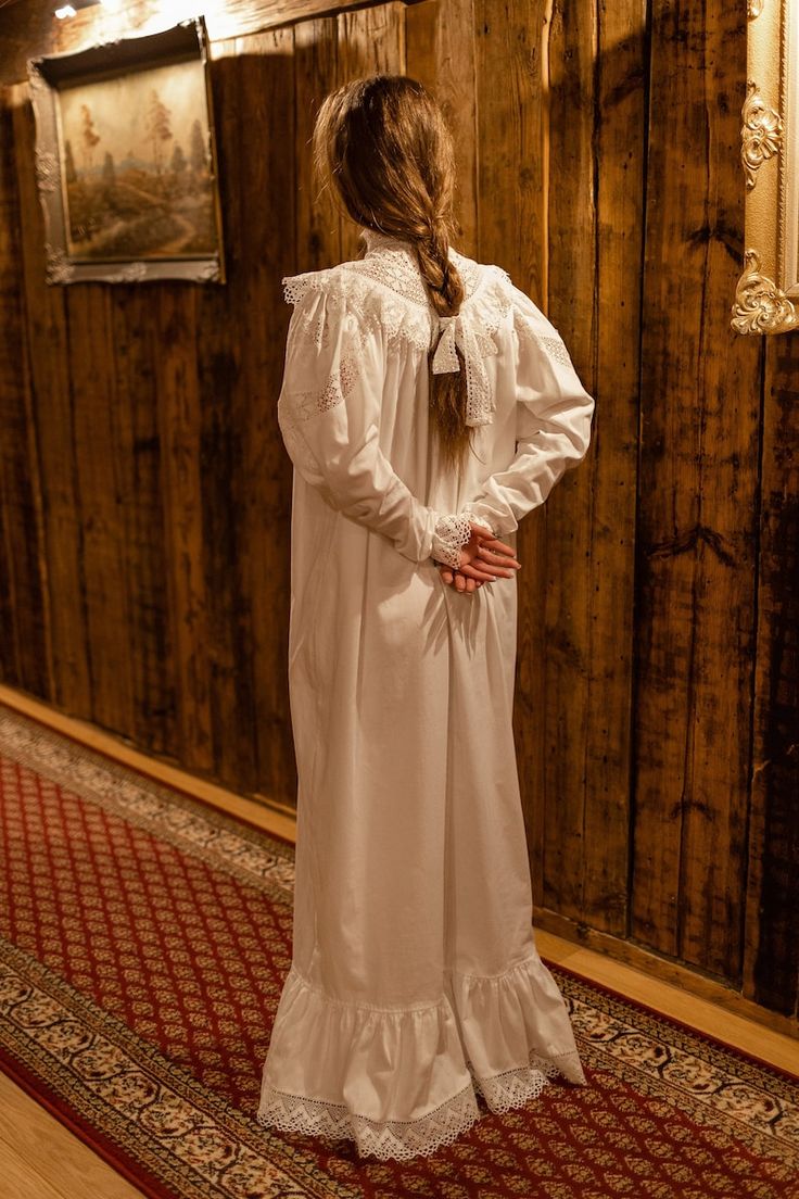 Old Sleepwear, Vintage White Night Dress, Vintage Long Sleeve Nightgown, Old Nightgown, Vintage Nightdress, Night Gown Vintage, Clothes Cupboard, Edwardian Nightgown, Period Fashion