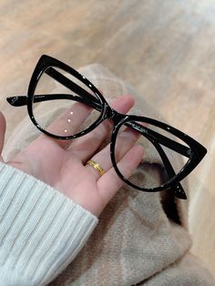 Cat Eye Black Glasses, Cat Eyeglasses For Women, Womens Reading Glasses, Frames For Glasses For Women, Cool Glasses Frames For Women, Cat Eye Frames For Women, Classy Glasses Frames For Women, Cool Eye Glasses, Designer Glasses Frames Women