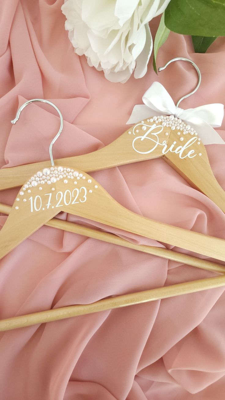 Bridal Wedding Hanger For Bride Wedding Dress Hanger For Getting Ready Pictures Diy Bridal Hangers, Bride Hangers, Bride Hanger Personalized, Bff Wedding, Bridal Party Hangers, Wedding Dress Hangers, Marriage Ideas, Bride Hanger, Wedding Hanger