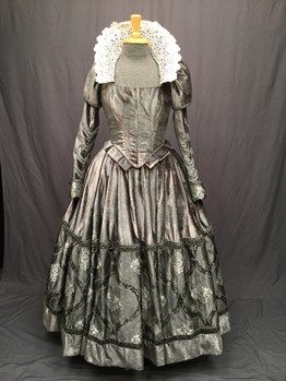 19th Century Gown, Evil Clothes, History Dress, Mid Evil, Medieval Gown, Shakespeare Festival, Festival Costume, Dress History, Fasion Outfits