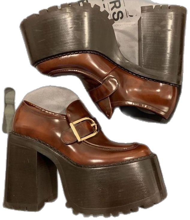 Marc Jacobs 2017, Brown Heeled Loafers, Loafers Aesthetic, Brown Platform Shoes, Funky Shoes, Stunning Shoes, Chunky Shoes, Shoe Inspo, Platform Loafers