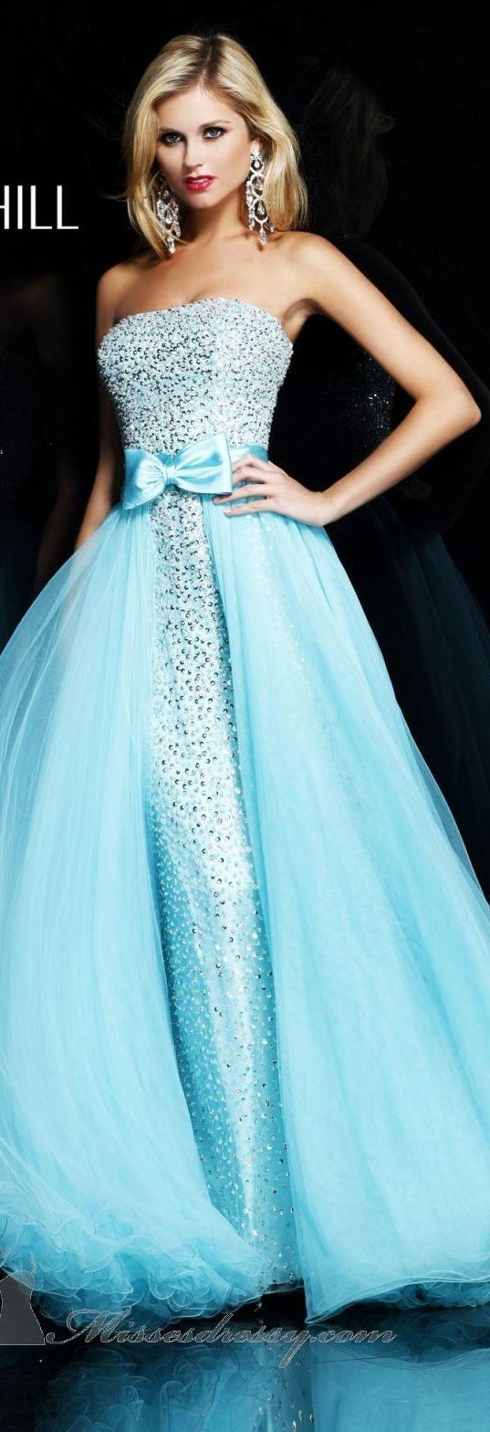 Sherri Hill couture 2013 ~ beautiful it... Sherri Hill Couture, 파티 드레스, Mandala Tattoo Design, Blue Wedding Dresses, Blue Gown, Maxi Robes, Sherri Hill, Beauty And Fashion, Gorgeous Gowns