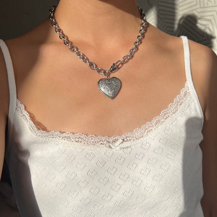 "Jude" Chunky Heart Necklace – Gemini Jewels Cool Chunky Necklace, Chunky Locket Necklace, Big Heart Necklace Outfit, Chain Heart Necklace, Big Chunky Necklaces, Chunky Heart Necklace Outfit, Big Necklace Aesthetic, Chunky Silver Heart Necklace, Silver Necklace Chunky