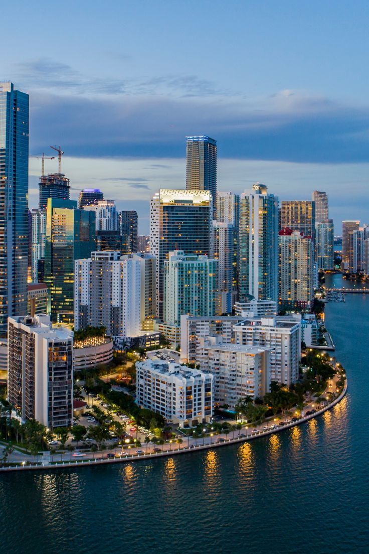 Instagrammable Spots And Tours In Miami, Florida Miami City, Beach At Night, Flood Zone, Miami Beach Florida, South Beach Miami, Waterfront Property, Family Friendly Activities, Rooftop Pool, City Beach