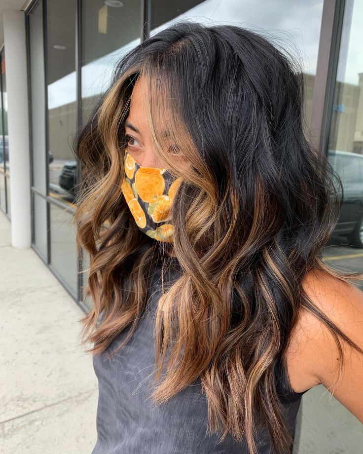 Bookmark These 25 Black Hair With Money Piece Ideas Set To Dominate This Season Balayage, Dramatic Balayage, Face Framing Hair, Piece Highlights, Instagram Money, Money Piece, Kevin Murphy, Hair Appointment, Hair Stylies