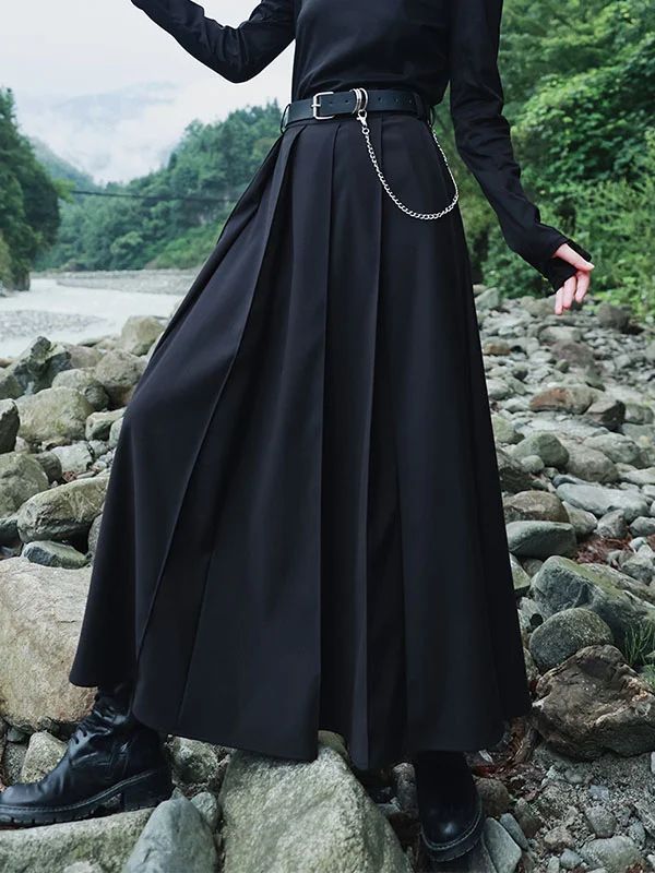 Goth Outfits Casual, Sarouel Pants, Linnet, Mode Inspo, Character Outfits, Mode Inspiration, Kilt, A Line Skirt, Look Fashion