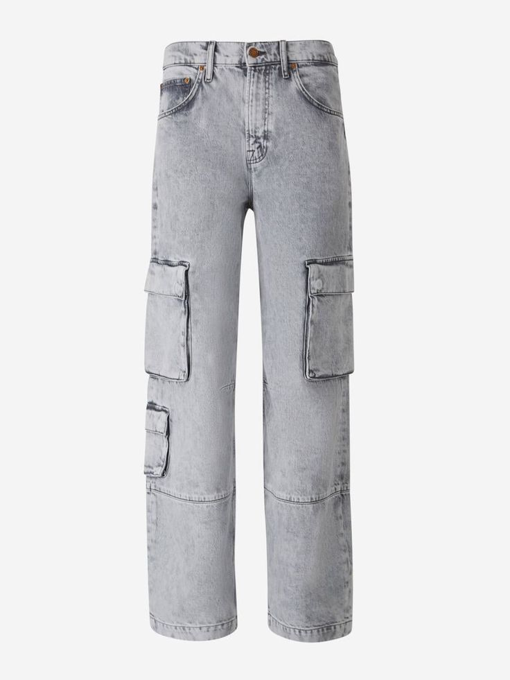 Jeans by Mother's; Cargo fit; Made of cotton twill; Logo patch on the back; Five pockets; Hook-and-eye; Zip and button fastening; Worn effectMade in TurquíaLeg length: 115 cm60% Cotton 40% LyocellGender: WomenMaterial: 60% COTTON 40% LYOCELLColor: LOGO PATCH ON THE BACKMade in: TRProduct ID: 109861520_PEP*Import tax/duty will be calculated at checkout (If applicable) Cargo Fit, Denim Cargo Pants, Denim Cargo, Ankle Length Jeans, Jeans Logo, Mother Jeans, Wardrobe Edit, In Logo, Jean Grey