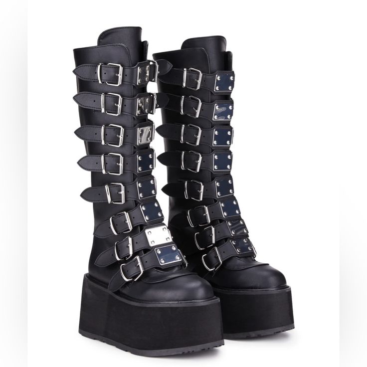 Brand New With Box! Demonia Platform Boots -Damned 318 New With Box Included Demonia Boots Outfit Aesthetic, Demonia Boots Aesthetic, Big Platform Shoes, Demonia Boots Outfit, Alt Boots, Demonia Platform Boots, Demonia Creepers, Shoes Demonia, Emo Boots