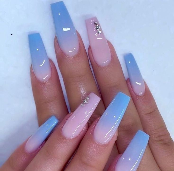 Cotton Candy Nails, Blue Ombre Nails, Purple Acrylic Nails, Long Acrylic Nail Designs, Blue Acrylic Nails, Ombre Acrylic Nails, Acrylic Design, Long Acrylic Nails Coffin, Acrylic Coffin