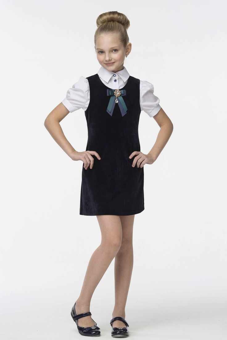 Russian School Uniform, Pre Teen Fashion, Teen Fashion Trends, Fall Attire, European Girls, Girls Uniforms, Uniform Fashion, Kid Fashion, Tween Outfits