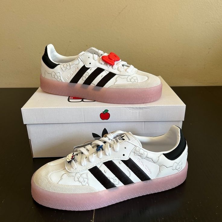 Adidas Hello Kitty Samba Women's Size 7 Brand New Never Used Samba Shoes, Adidas Shoes Women, Hype Shoes, Shoes Adidas, Adidas X, Pink Adidas, Adidas Samba, White Adidas, On Shoes