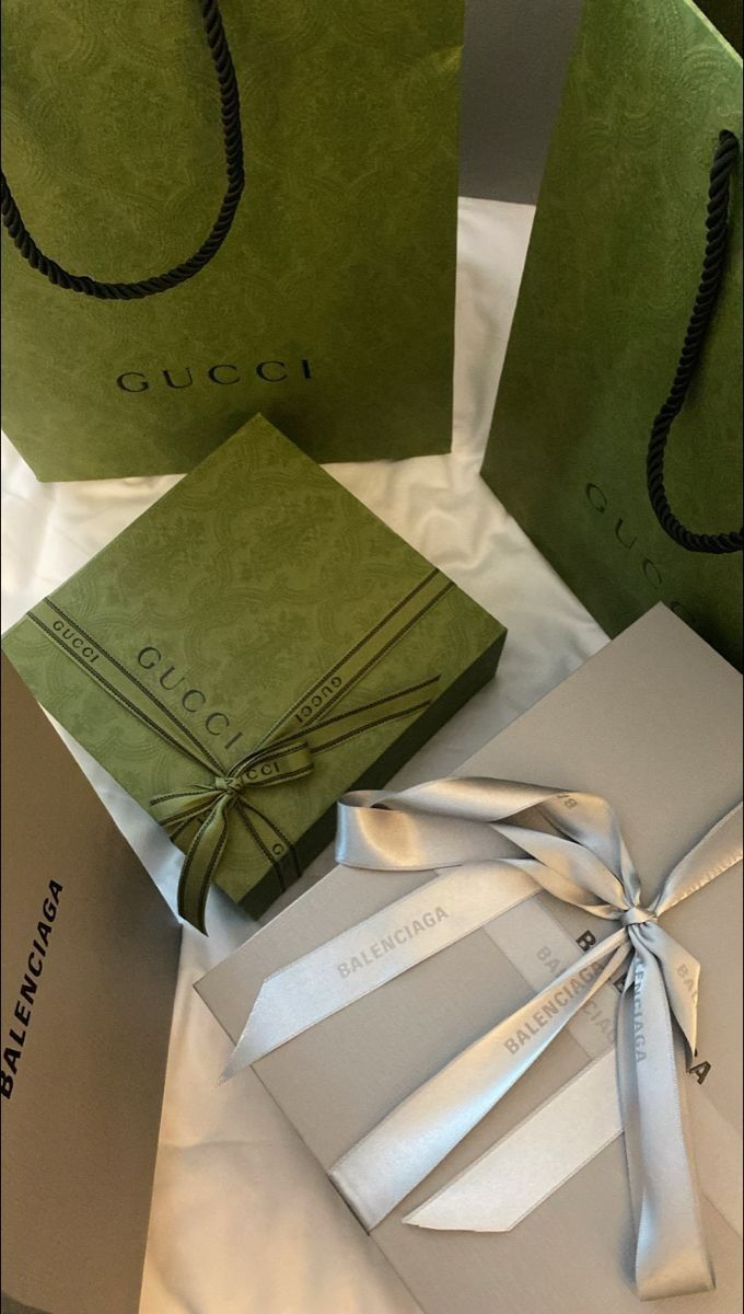 -gucci -aesthetic -designer Wealthy Lifestyle, Luxury Lifestyle Fashion, Gucci Gifts, Expensive Gifts, Going Live, Luxury Lifestyle Dreams, Bags Aesthetic, Future Lifestyle, Money And Happiness