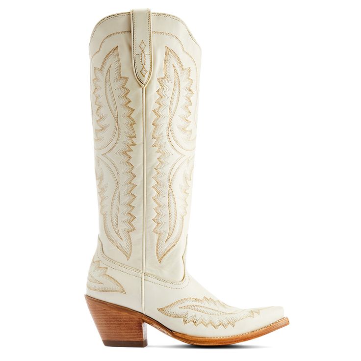 The Casanova boot delivers all-day comfort, distinctive design, and a universally flattering fit at the calf. Crafted from premium leather with Ariat's superior stability technology built right in. $269.95 Snip Toe Cowgirl Boots, Ariat Western Boots, School Edition, Country Outfit, Collection Ideas, Wedding Boots, Western Boots Women, On The Dance Floor, Western Boot