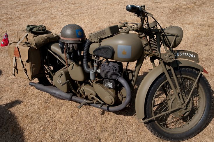 World War II Motorcycle | Captured at the Arlington Fly In. … | Flickr Army Motorcycle, Bullet Bike Royal Enfield, Norton Motorcycle, Bsa Motorcycle, Antique Motorcycles, Motorcycle Rallies, Motorcycle Wallpaper, British Motorcycles, Army Truck