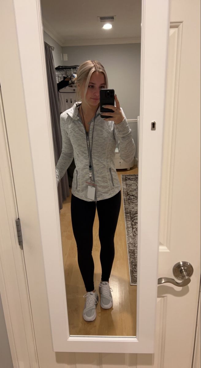 Athletic Teacher Outfits, Gym Teacher, Gym Teacher Outfits, Pe Teacher Outfits, Pe Teacher Outfits Female, Athletic Outfits Winter, Work Outfit Inspiration, Teacher Outfit, Cute Outfits For School