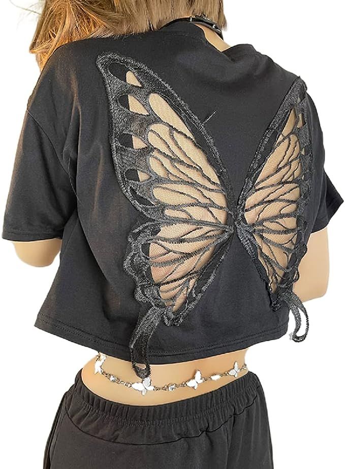 E-girl Lace Graphics Crop Top: 100% cotton, comfy, and stylish. Perfect for any occasion. Pair with jeans or skirts for a trendy look. Great for daily wear, school, parties, and more. Harajuku Fashion Goth, Grunge Butterfly, Blusas Crop Top, Estilo Harajuku, Lace Butterfly, Y2k Harajuku, Cutout Crop Top, Tøp Aesthetic, Stylish Crop Top