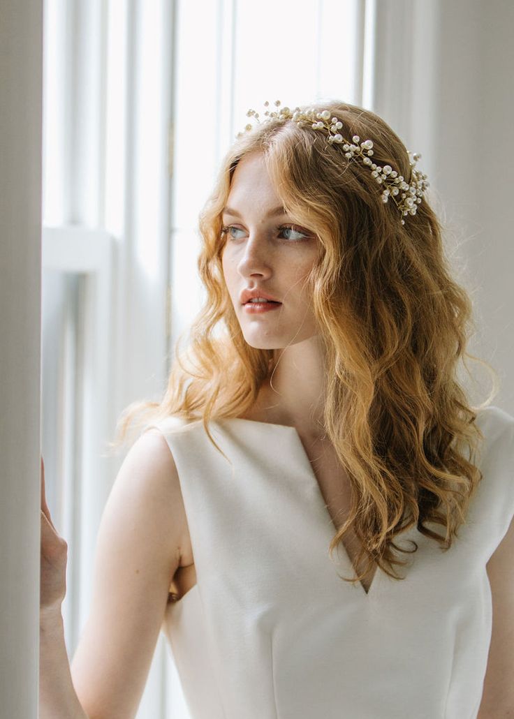 Primavera Coronet – Jennifer Behr LLC Botticelli Paintings, Ethereal Essence, Luxury Hair Accessories, Bridal Flower Crown, Baby S Breath, Jennifer Behr, Flower Crown Wedding, Short Wedding Hair, Luxury Hair