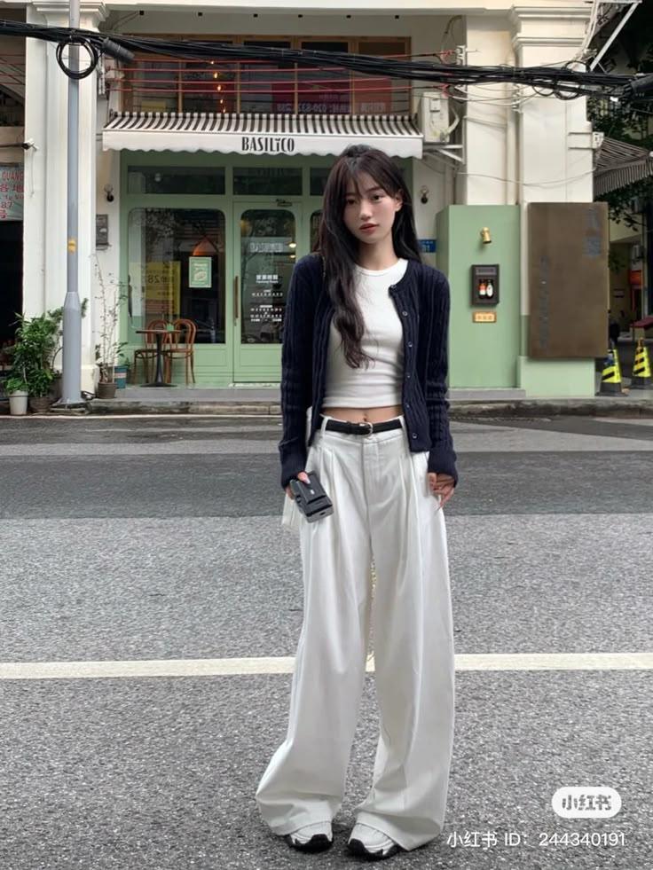 Outfit Korean Style, Korean Casual Outfits, Mode Inspo, 가을 패션, Korean Street Fashion, Korean Outfits, Casual Style Outfits, Lookbook Outfits, Cute Casual Outfits