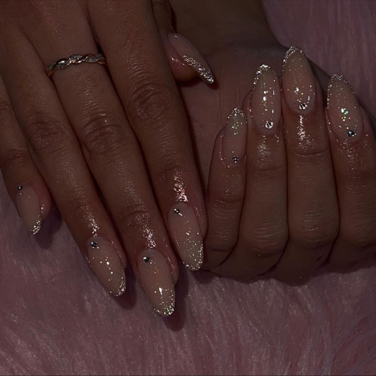 Short Nail Designs White Silver Glitter, Simple And Elegant Nails Classy, Nail Inspo White And Silver, Short Sparkly Nails Simple, Silver Clear Nails, Dark Silver Glitter Nails, Sparkly Birthday Nails Almond, Classy French Tip Nails Sparkle, Cute Almond Nails Design Birthday