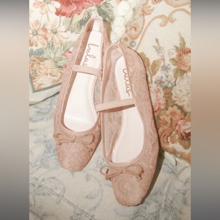 Brand New!! In The Box Nude Ballet Flats, Ballet Flats Outfit, Lace Ballet Flats, Feminine Shoes, Nude Flats, Lace Flats, Square Toe Shoes, Wedding Shoes Flats, Wedding Flats