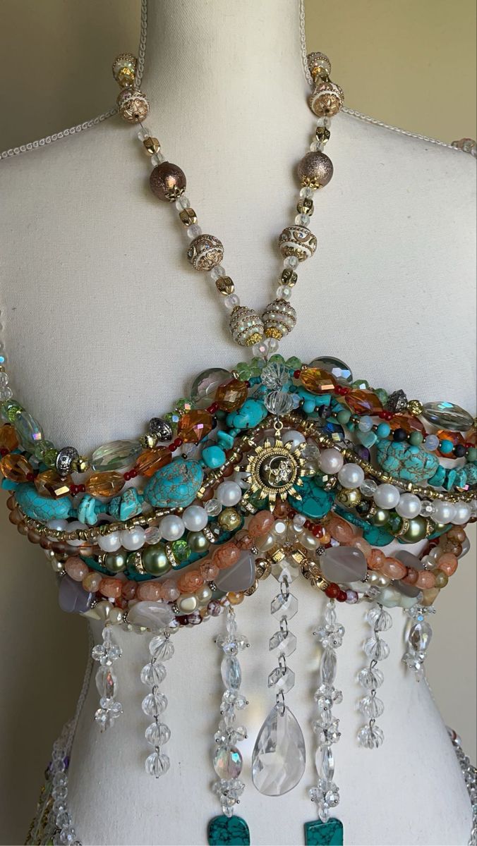 clothes , custom clothes , beads ,beaded jewelry , fashion , festival , angelic , fairy , jewelry , going out , outfit inspo crystals and stones Crochet Top With Crystals, Beaded Bralette Outfit, Crystal Top Outfit, Goddess Core Outfit, Beaded Tops Diy, Bead Top Diy, Beaded Bra Outfit, Fairy Inspo Outfit, Beaded Body Jewelry