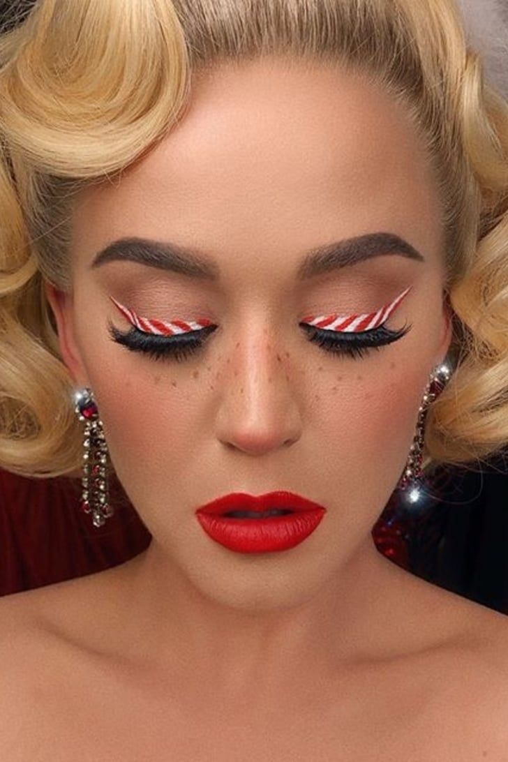 Christmas Hair And Makeup Ideas, Christmas Makeup Full Face, Makeup Inspo For Christmas, Christmas Eyeshadow Looks Easy Red And Green, Xmas Makeup Simple, Elegant Christmas Makeup Looks, X Mas Makeup Look, Katy Perry Christmas, Candy Cane Eyeshadow