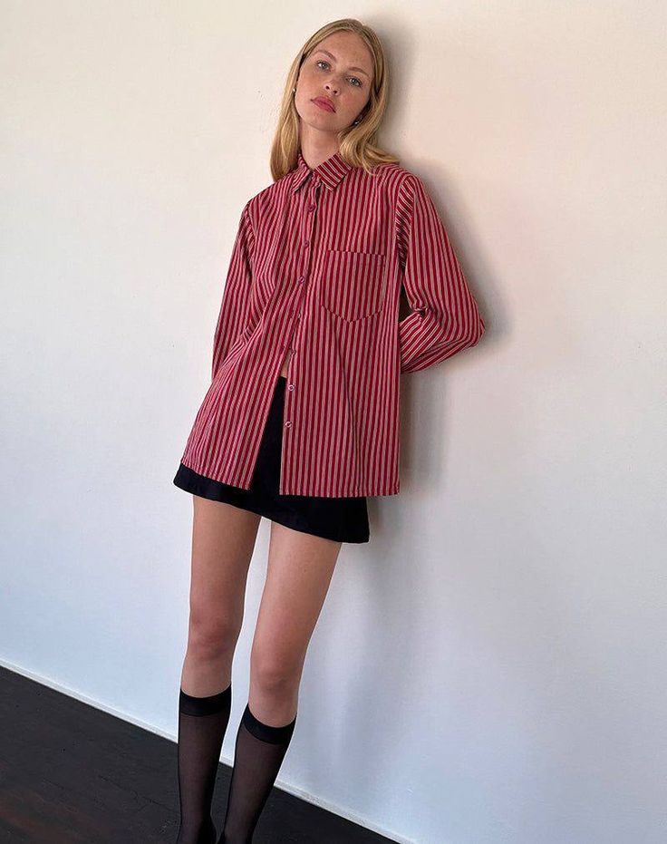 Outfit For A Gig, Red Button Down Shirt Outfit, Red Button Up Shirt Outfit, Striped Button Up Shirt Outfit, Oversized Button Up Shirt Outfit, Gig Outfit, Outfits With Striped Shirts, Long Sleeve Outfits, Nye Party