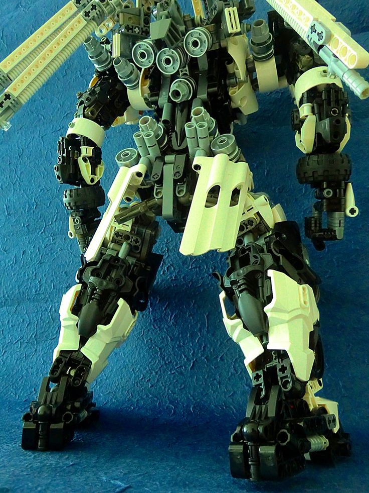 Lego Bots, Bionicle Mocs, Lego Sculptures, Lego Inspiration, Hero Factory, Lego Mechs, Lego Mocs, Lego Mecha, Lego Bionicle