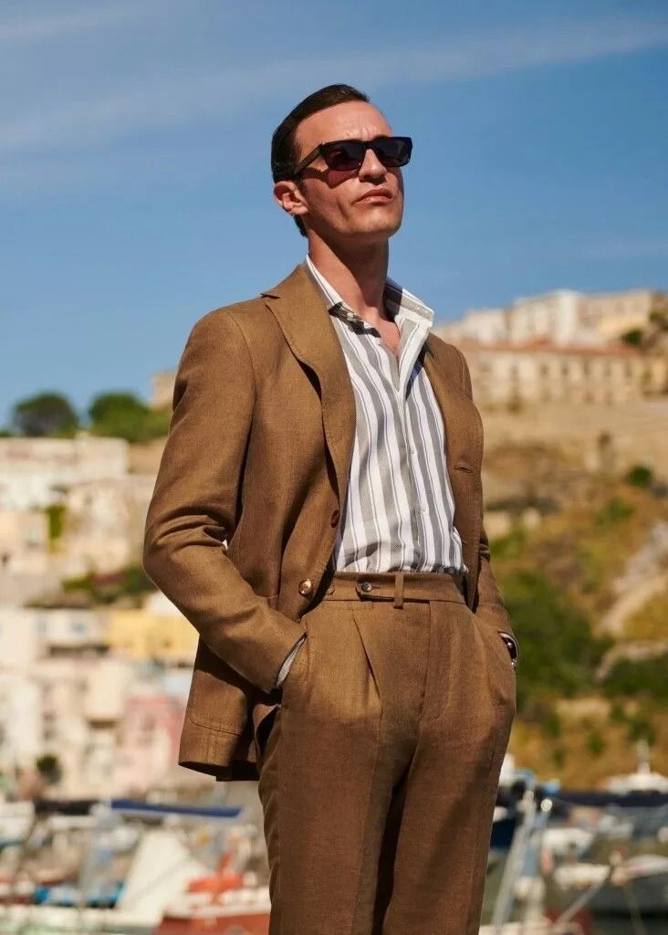 Tobacco linen suit - Sartorial Guy Linen Suit For Men, Men Advice, Vintage Brown Suit, Vintage Wedding Suits, Wedding Guest Men, Attire Guide, Linen Suits For Men, Navy Suits, Cocktail Attire Men